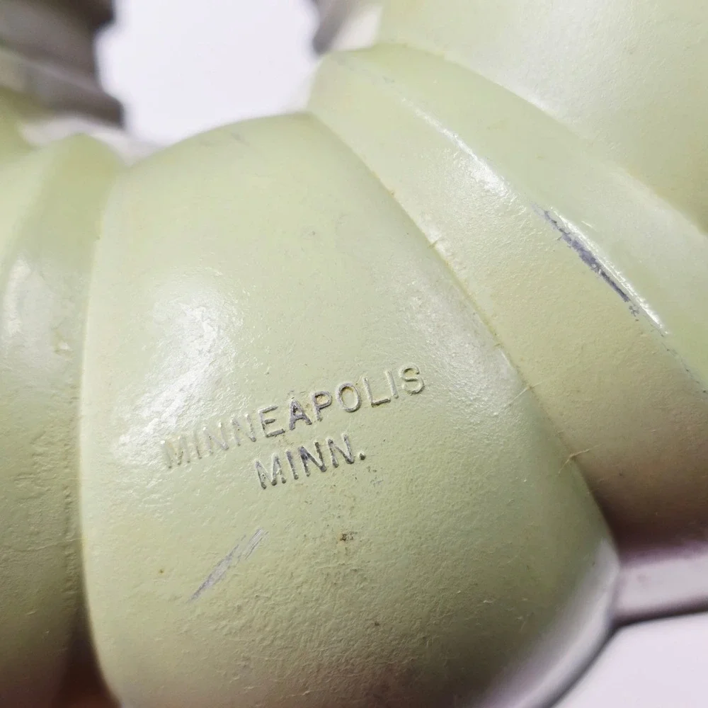 Nordic‎ Ware Mini Bundt Pan Green Baking Mold Minneapolis Vintage Kitchenware